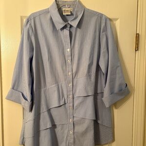 Finley. XL, light blue and white tiny stripe, 100% cotton.